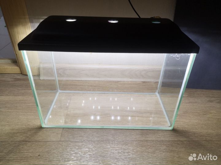 Аквариумы 10л и 5л