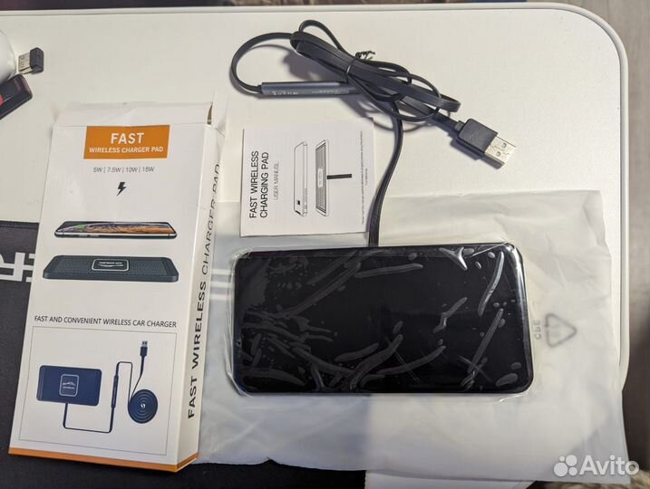 Беспроводная автомобильная зарядка