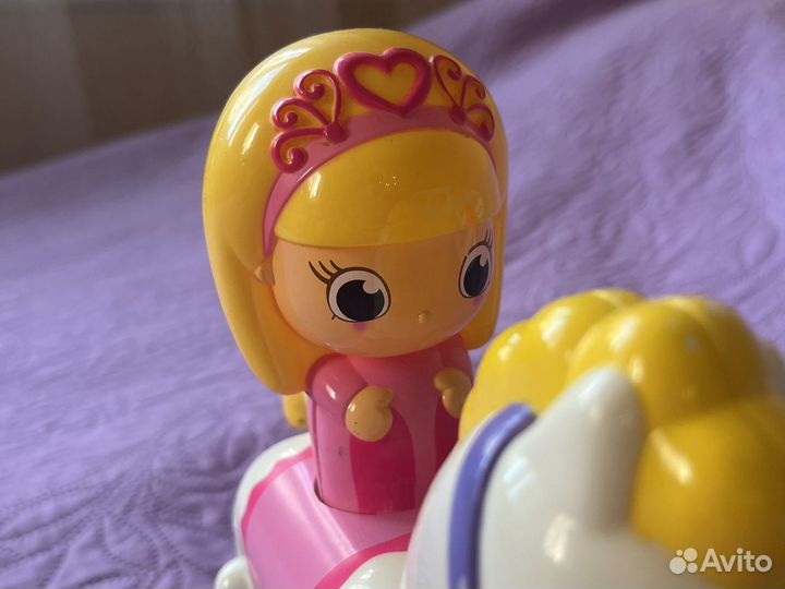 Лошадка с принцессой Tomy