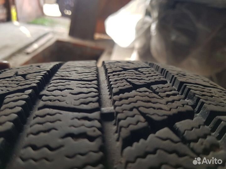 Kumho Marshal KW21 215/60 R16