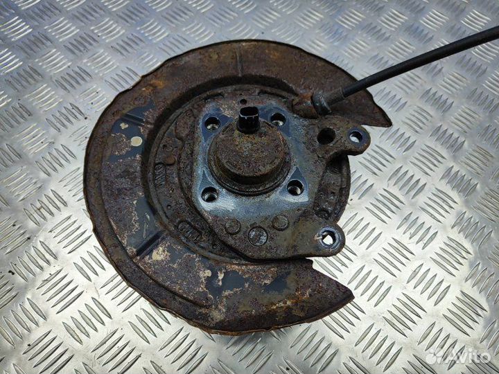 Ступица задняя правая Toyota Corolla Verso E121