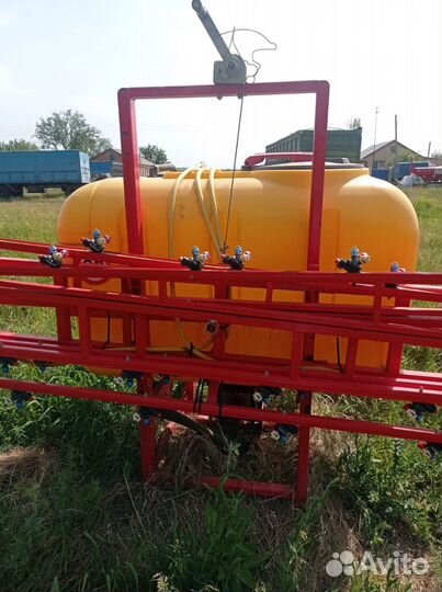 Опрыскиватель Lisicki P035, 2022