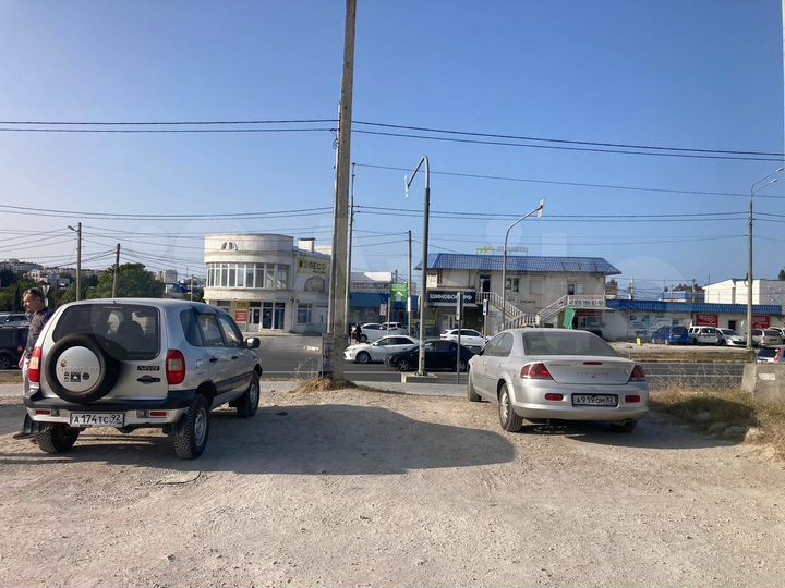 Готовое проходное место напротив авторынка