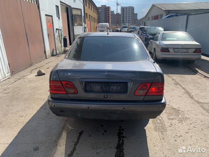 Запчасти Mercedes w 210