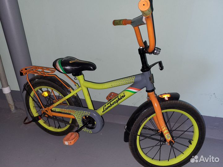 Детский велосипед 16