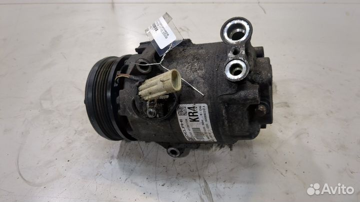 Компрессор кондиционера Opel Astra H