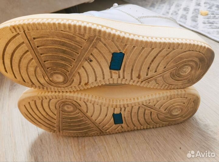 Кроссовки белые ralf ringer 43р