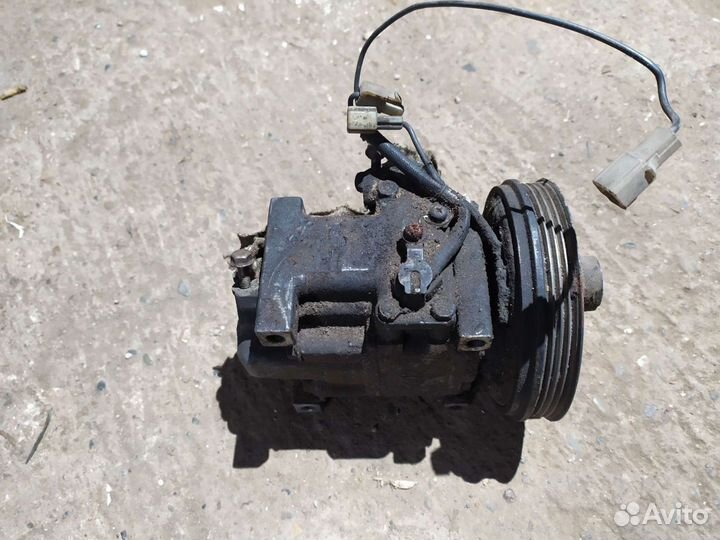 Компрессор кондиционера mazda 323