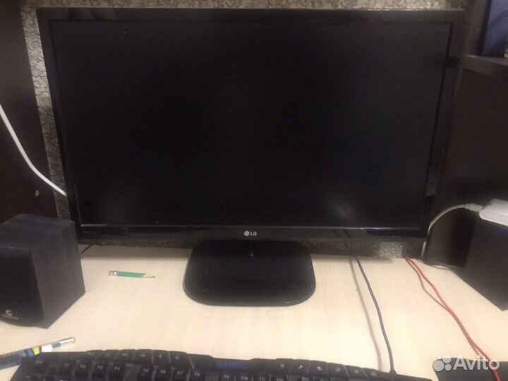 Монитор LG 23