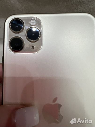 iPhone 11 pro max 256gb Gold