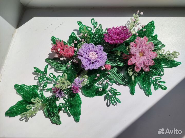 Интерьерное украшение из бисера