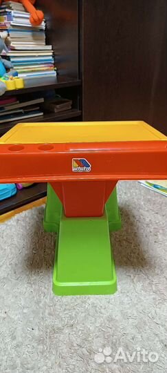 Детский стол и стул