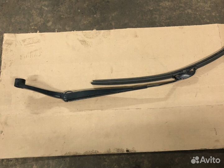 Chevrolet cruze поводок щёток