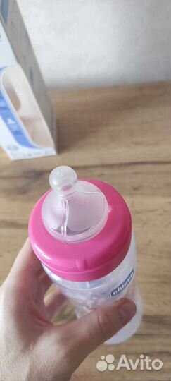 Бутылочка новая chicco для кормления 330 мл