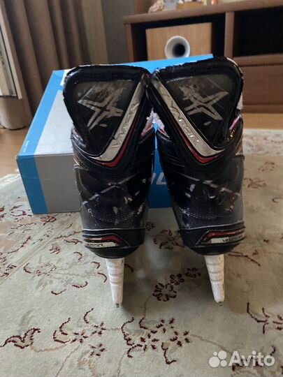 Хоккейные коньки bauer vapor x800