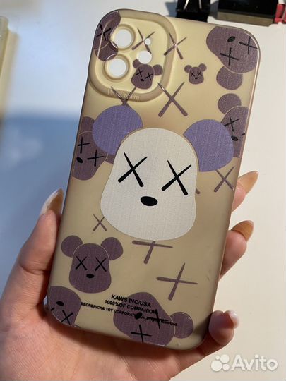 Чехол на iPhone 11