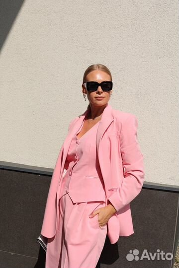 Стилист по подбору одежды