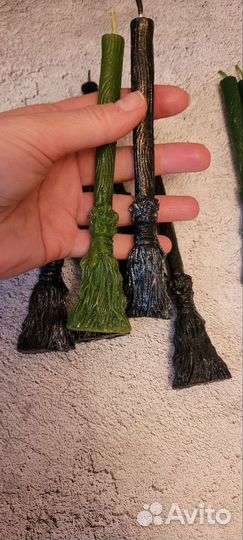 Свеча метла