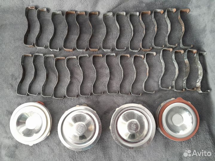 Крышки нержавейка СССР с зажимами + резинки к ним