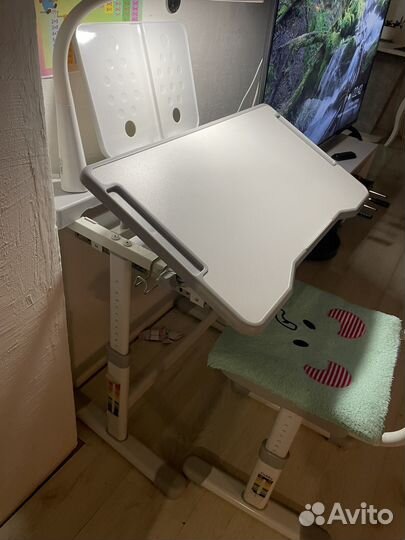 Растущая парта и стул