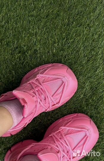 Кроссовки женские 38 размер