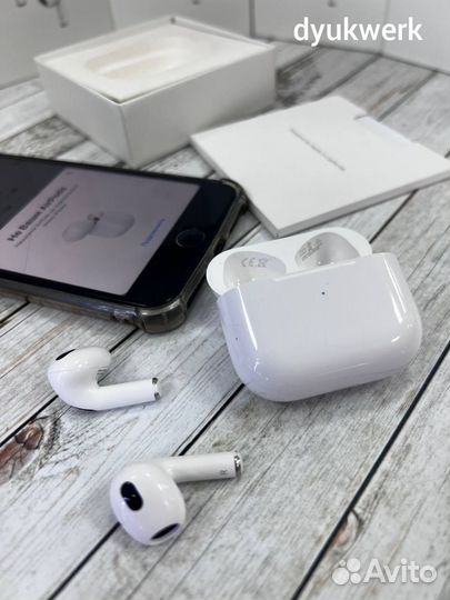 Беспроводные наушники airpods