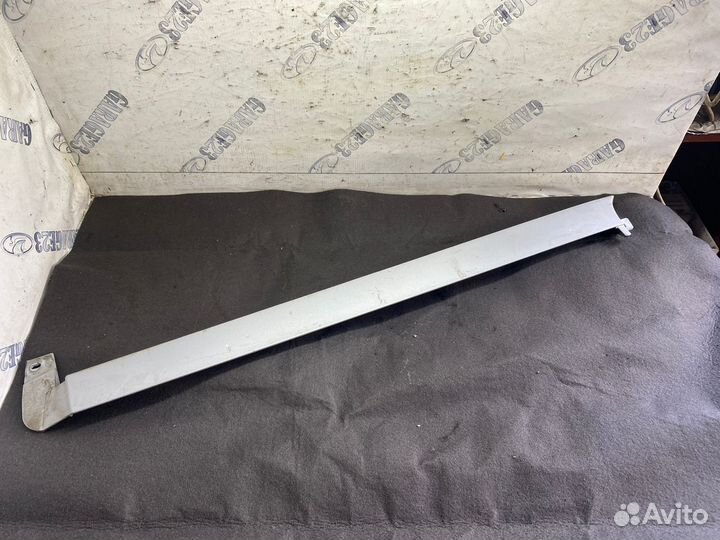 Накладка левой задней салазки opel sintra