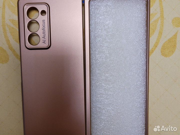 Чехлы-панель и кобура на Samsung Galaxy Z Fold 2