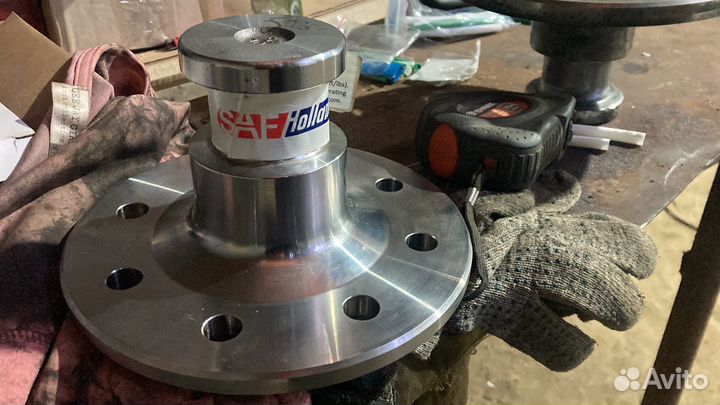 Шкворень полуприцепа SAF