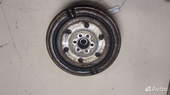 Маховик Volkswagen Passat 6