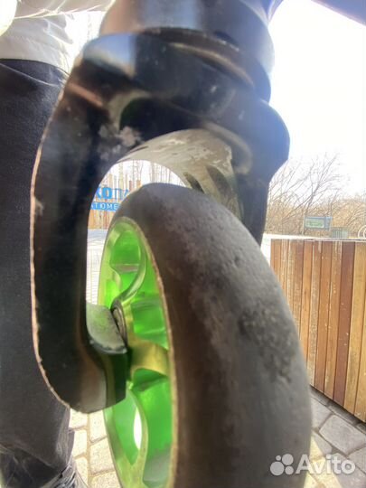 Вилка для трюкового самоката