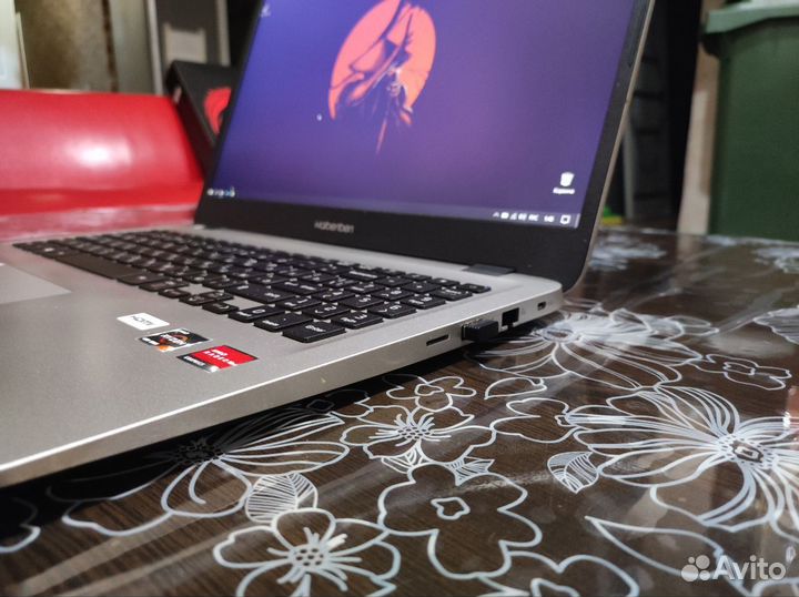 Ноутбук Maibenben m547 Windows 10