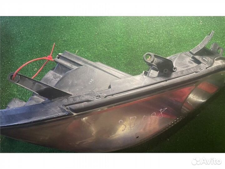 Фара правая Lexus Rx 300 4.0 2001