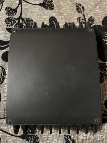 Автомобильный усилитель