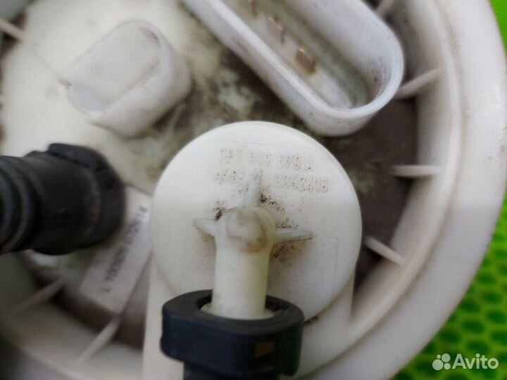 Насос топливный электрический Volkswagen Touareg