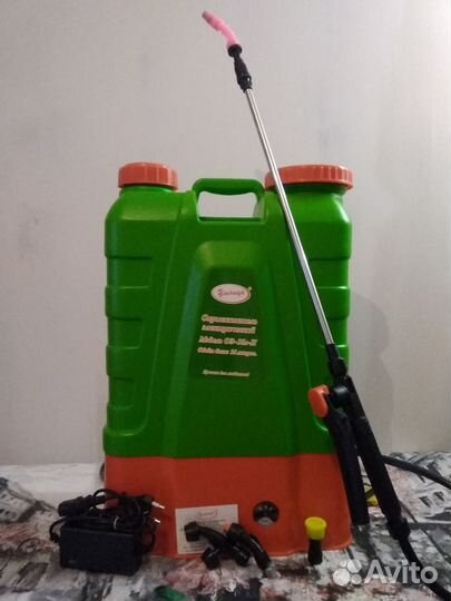 Опрыскиватель садовый аккумуляторный