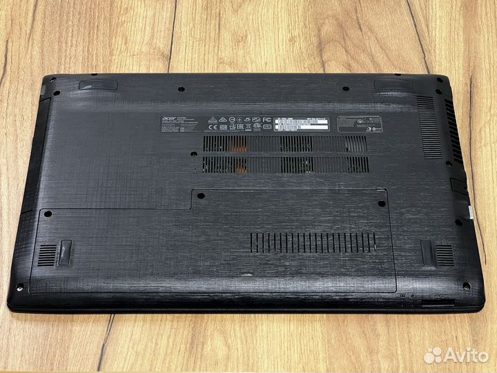 Игровой Acer i3-7130U/ 8GB/ SSD 256/ 940MX GDR5