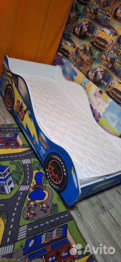 Кровать детская с матрасом