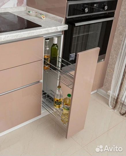 Кухонный гарнитур на заказ. Paccpoчкa дo 12 мecяцe