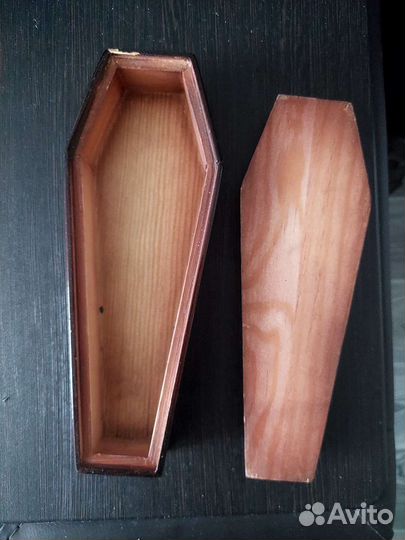 Сувениры из дерева