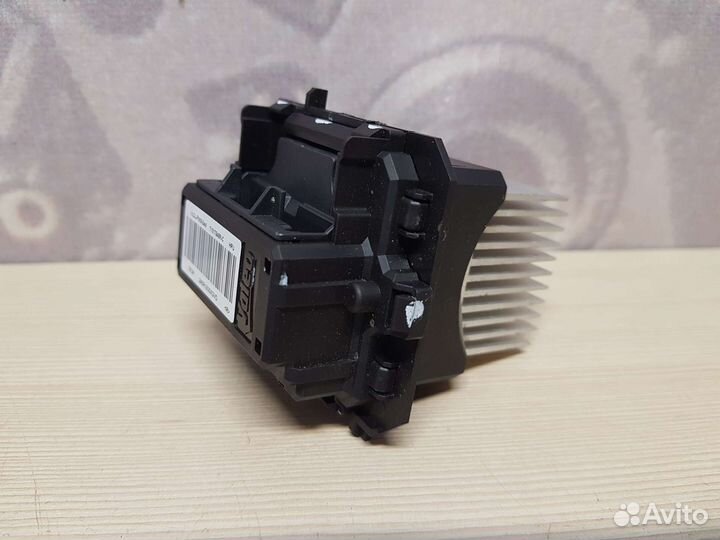Резистор реостат печки Renault Kaptur 1 H4M 2020