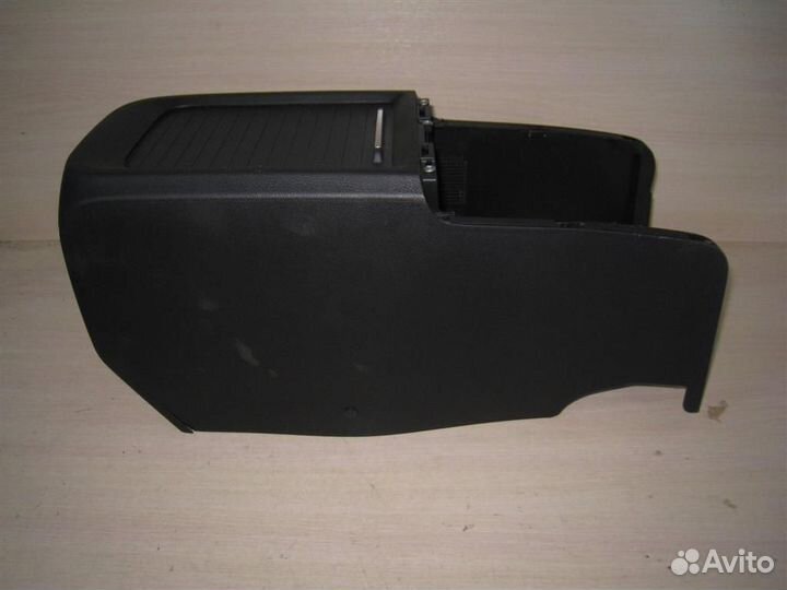 Консоль центральная (без подлокотника) Honda CR-V