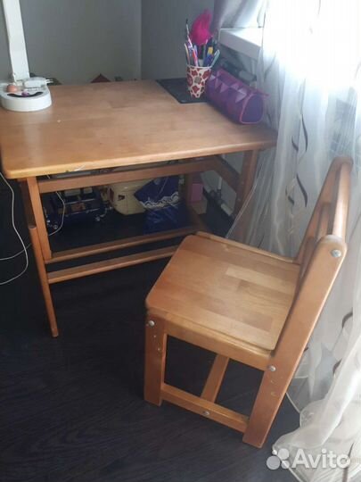 Парта-стол растущая из дерева