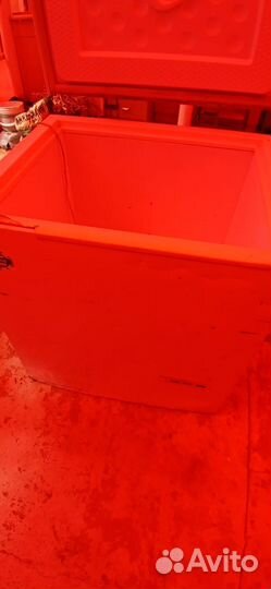 Холодильный ларь Бирюса