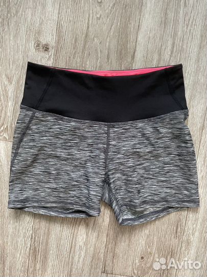 Шорты спортивные женские