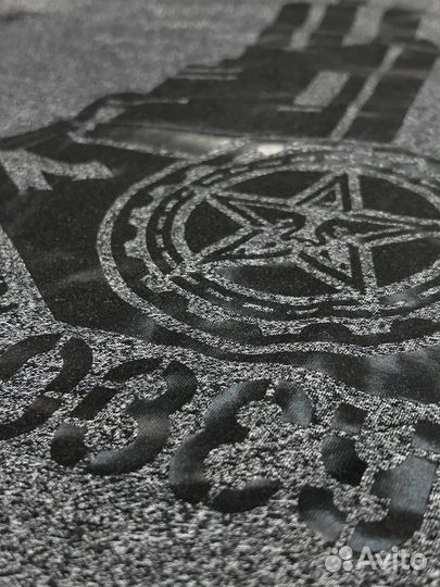 Футболка obey