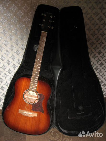 Акустическая гитара