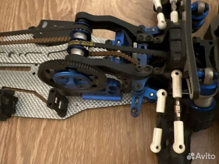 Yokomo dib (шасси)