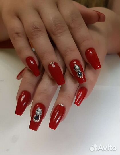 Мастер маникюра