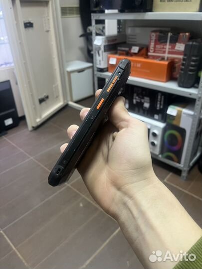 Бронированный телефон B1 Pro